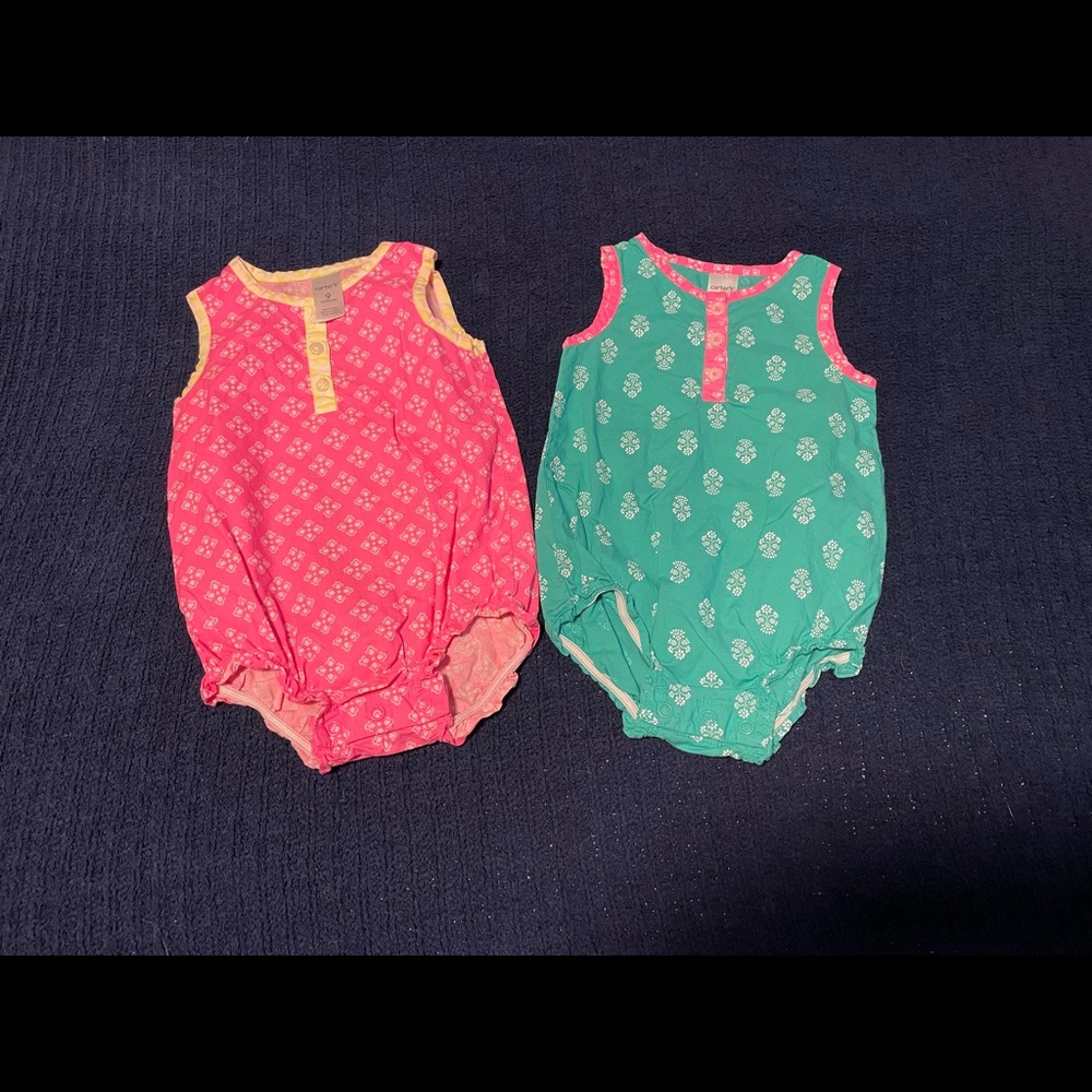 Carter’s rompers 9 months (set of 2)